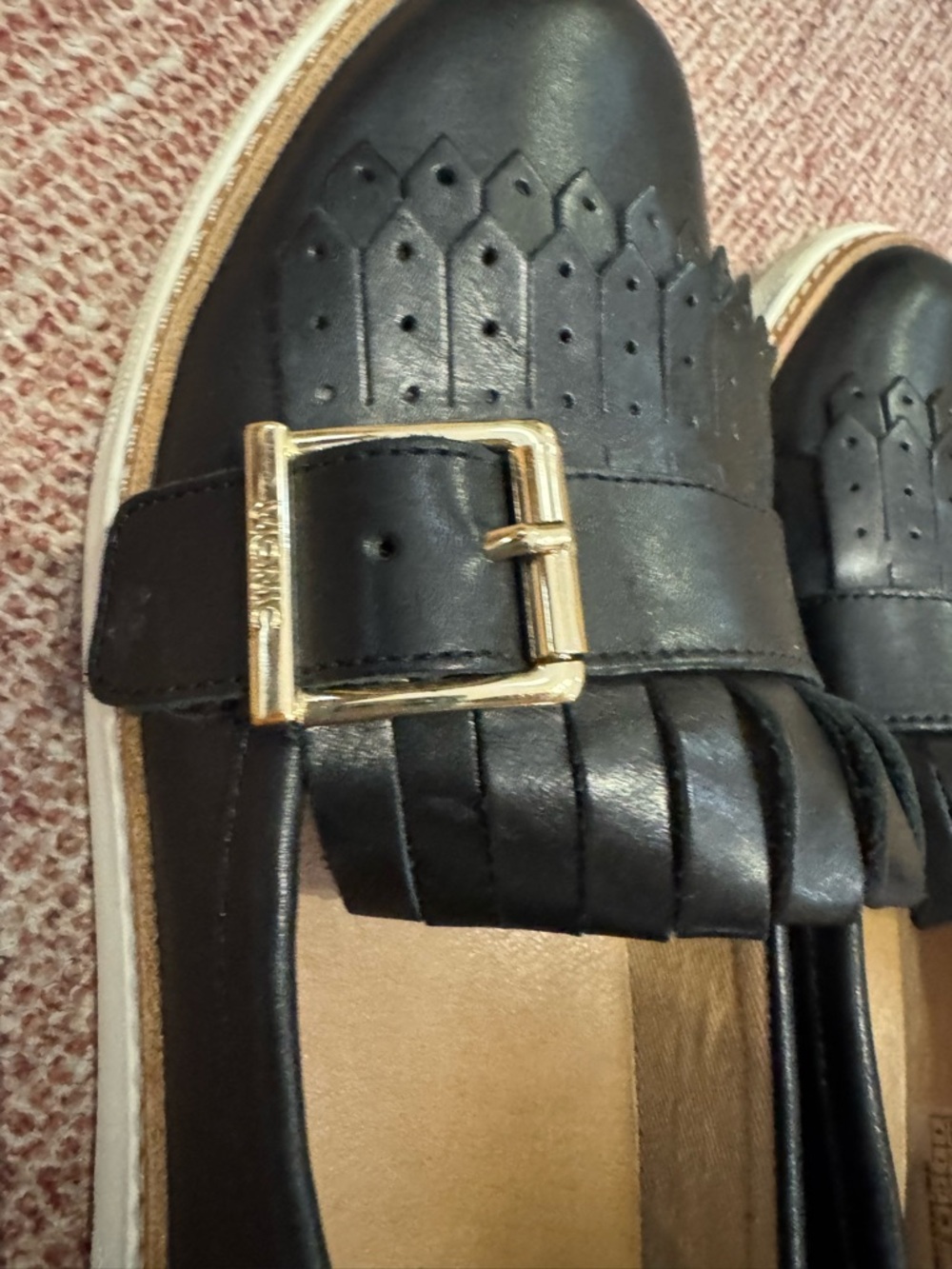 Vionic black leather Sunny Cambridge kilte slip-on loafers size 9 gold buckle - Picture 15 of 15